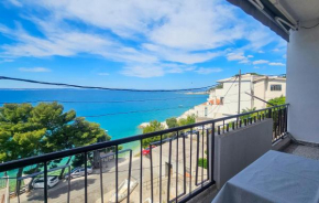Lovely Apartment In Bajnice Jesenice With Kitchen